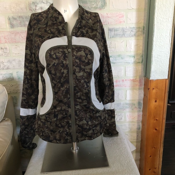 lululemon athletica Jackets & Blazers - Lululemon Find your bliss jacket reversible   8